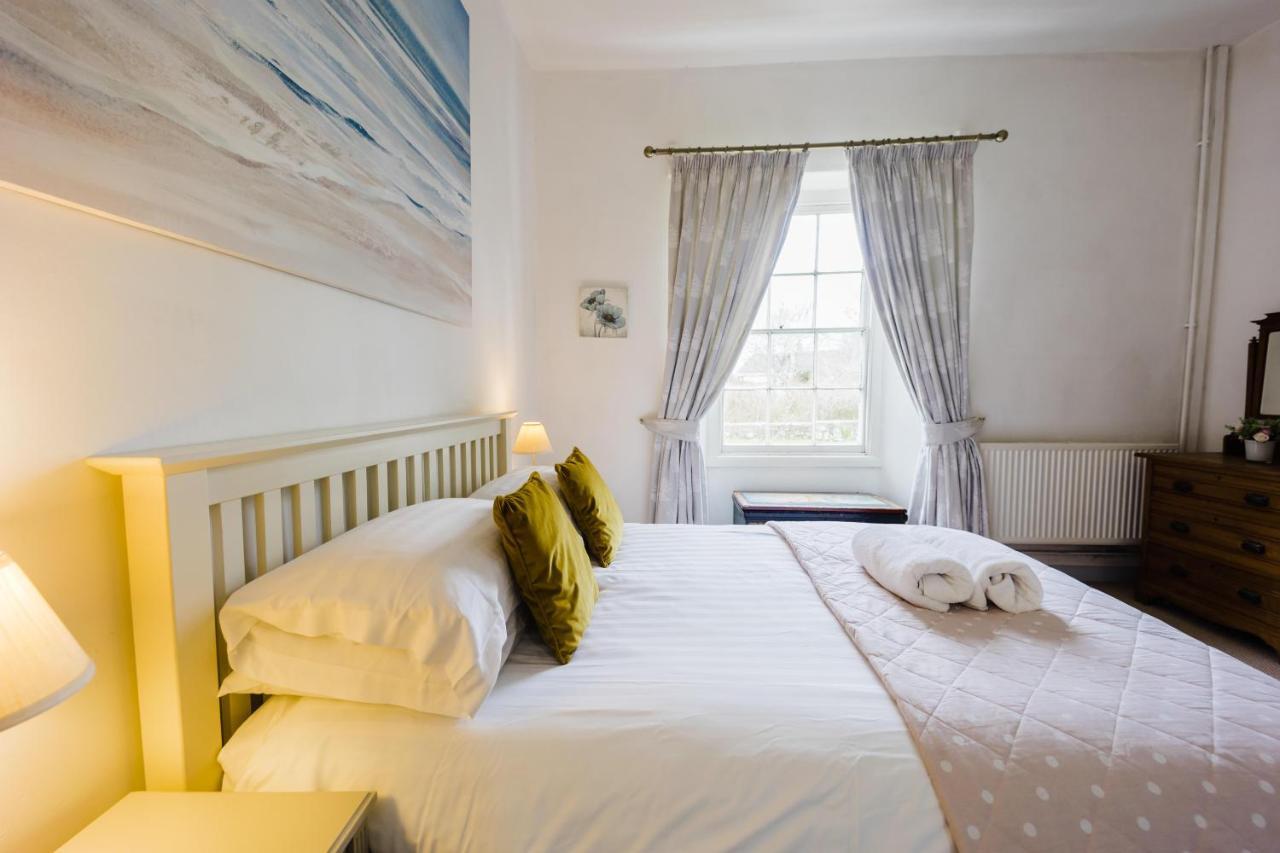May Tree Cottage Manorbier 5 Mins From The Beach Sleeps 4 מראה חיצוני תמונה